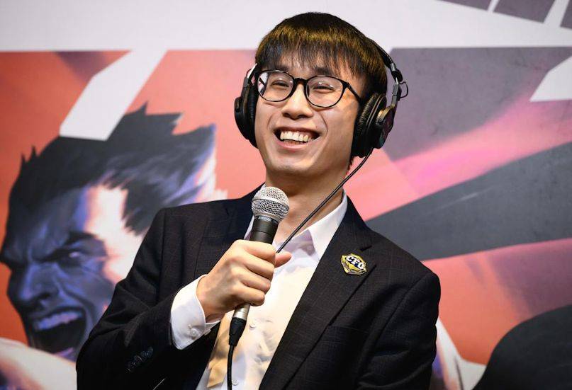 LOL选手转型教练,需要学习哪些东西?