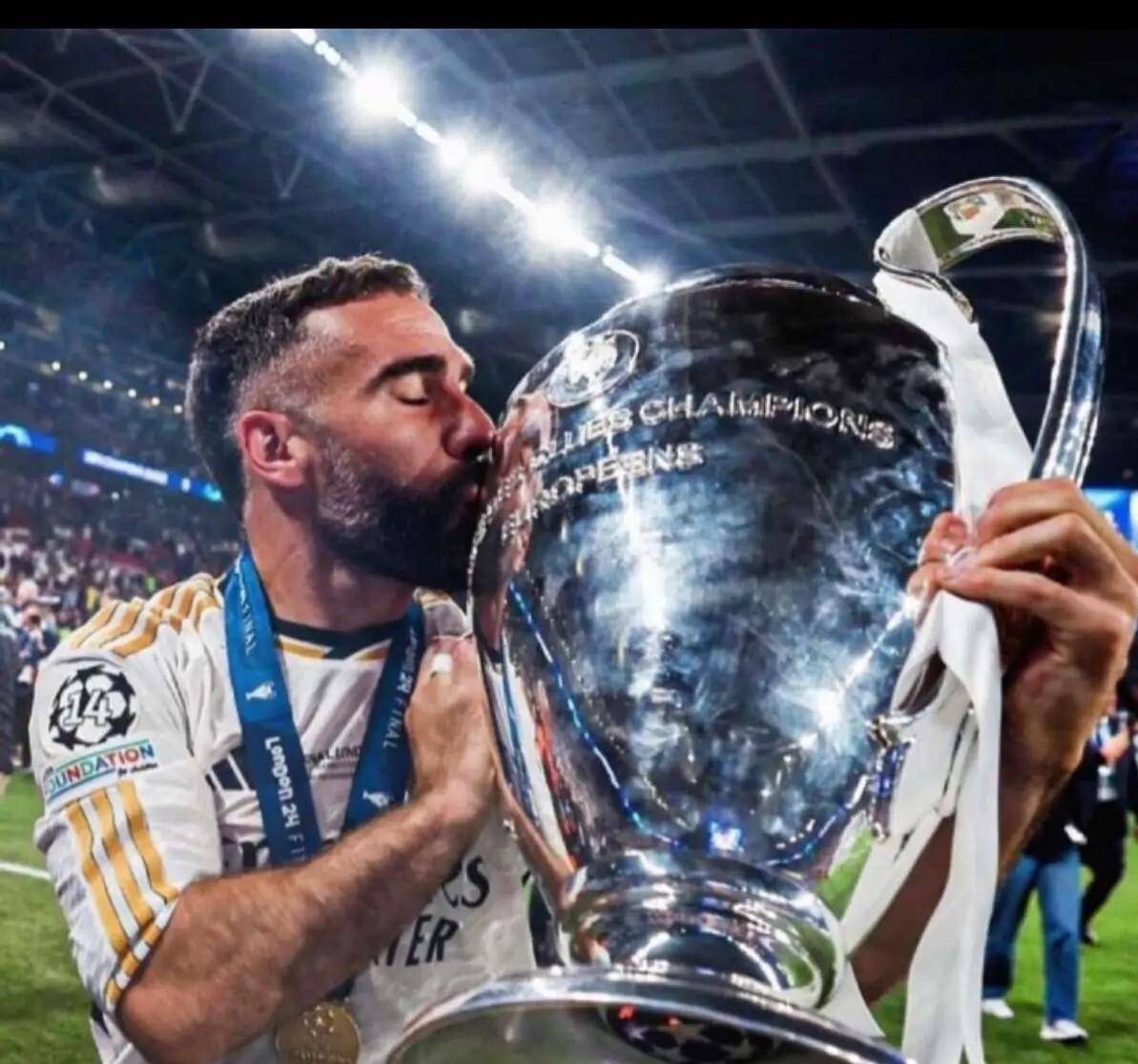 西班牙最新26人阵容!罗德里、卡瓦哈尔归来!最强战队!