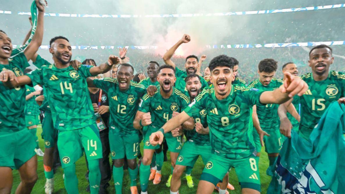 沙特换帅！曼奇尼下课，老将回归！