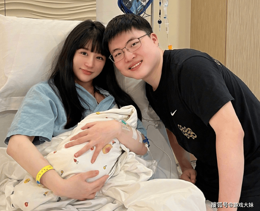 知名主播爆料Uzi会复出，家庭每月花销20万，必须复出赚钱