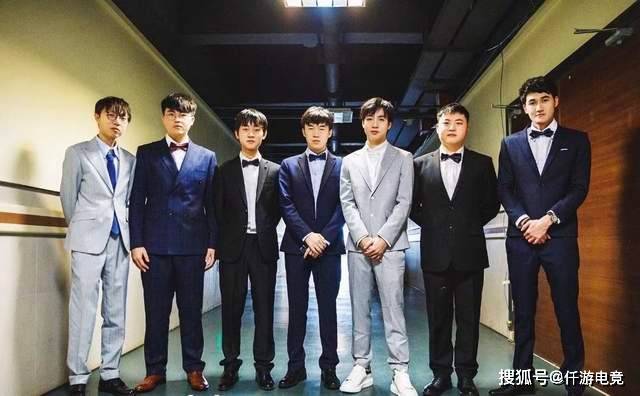 BLG首发3人沉迷斗魂，打算16强出局？MKOI战队AD选出VN为UZI而战